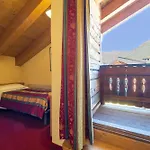 Chalets * ليفينو